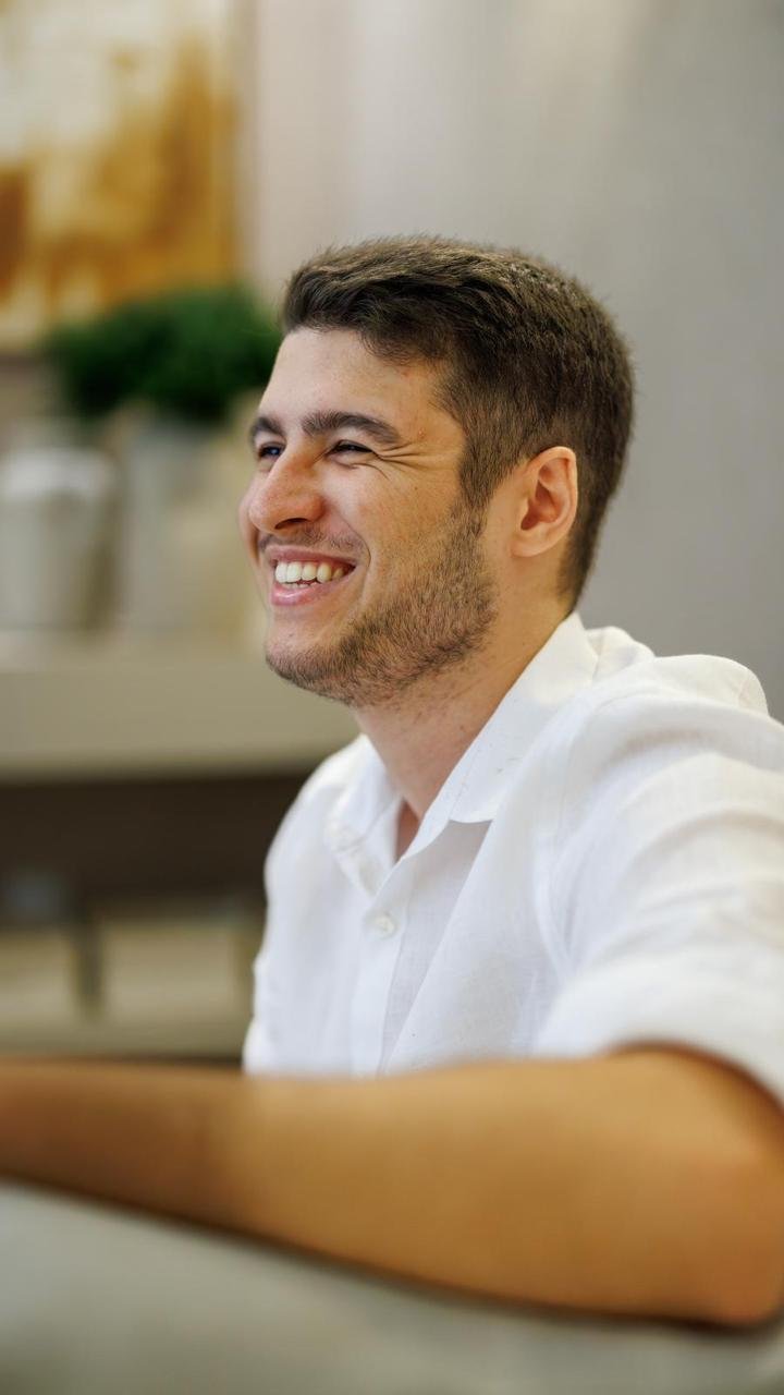 Daniel Borelli, psicólogo de adolescentes em Campinas